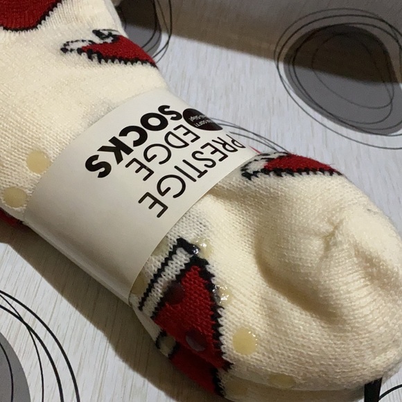 Prestige Edge Women’s Christmas ‘Santa Hat’ Non-Slip Sherpa Socks - Picture 8 of 16